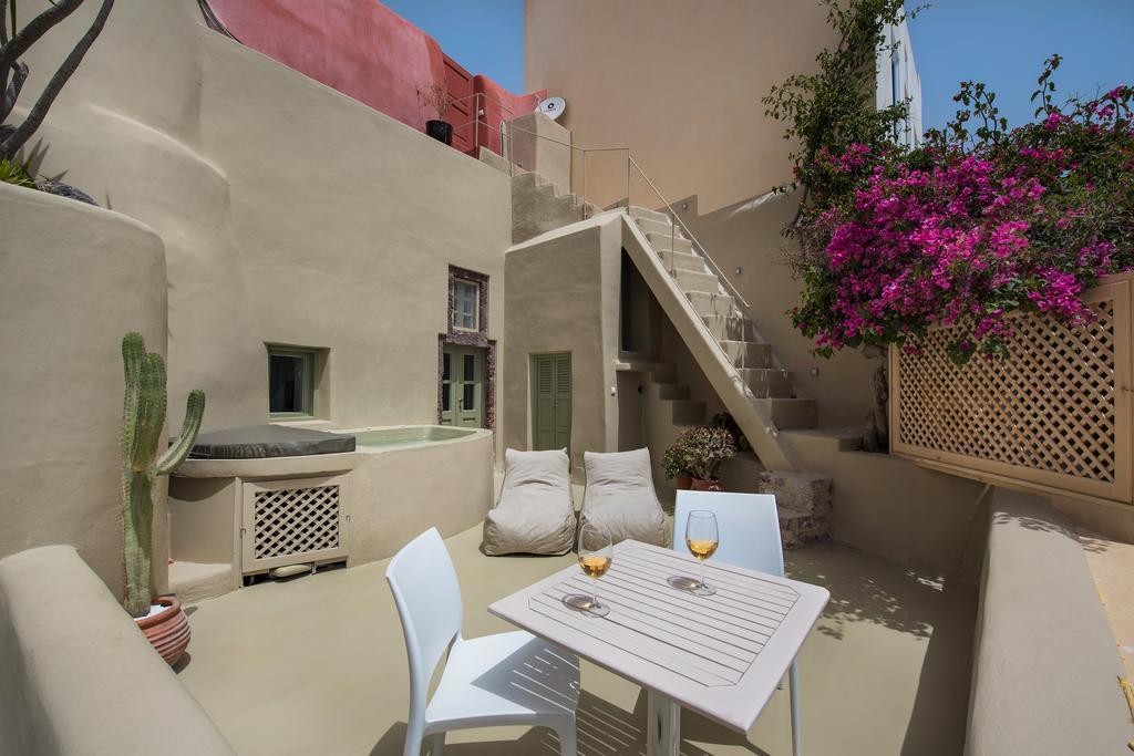 Opsis Cave House Apartment เอีย ภายนอก รูปภาพ