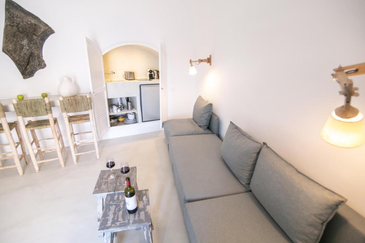 Opsis Cave House Apartment เอีย ภายนอก รูปภาพ